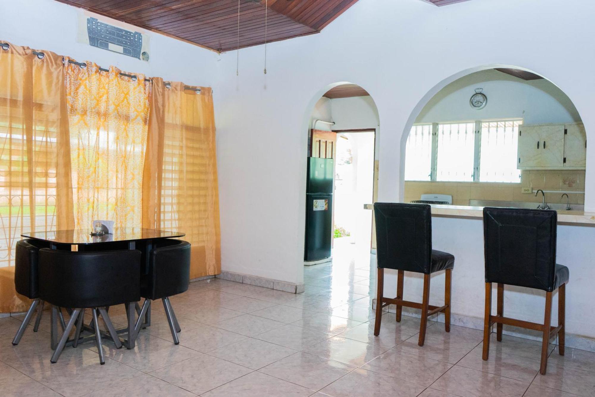 Hostal Familiar Argenal - David Exterior foto