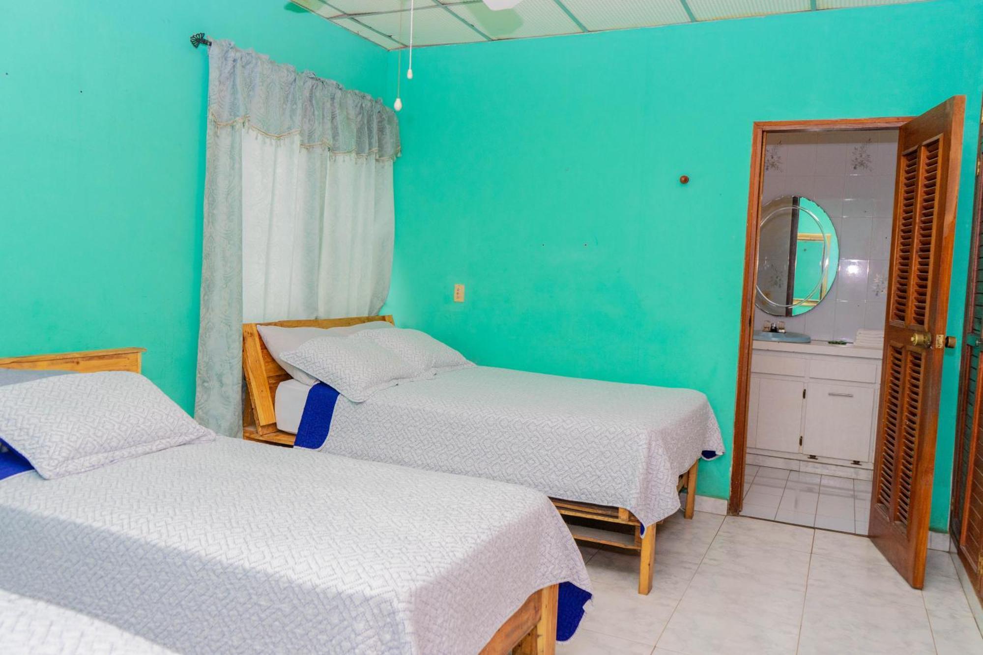 Hostal Familiar Argenal - David Exterior foto